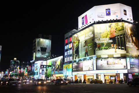 Shinkuchan Shopping District scene picture